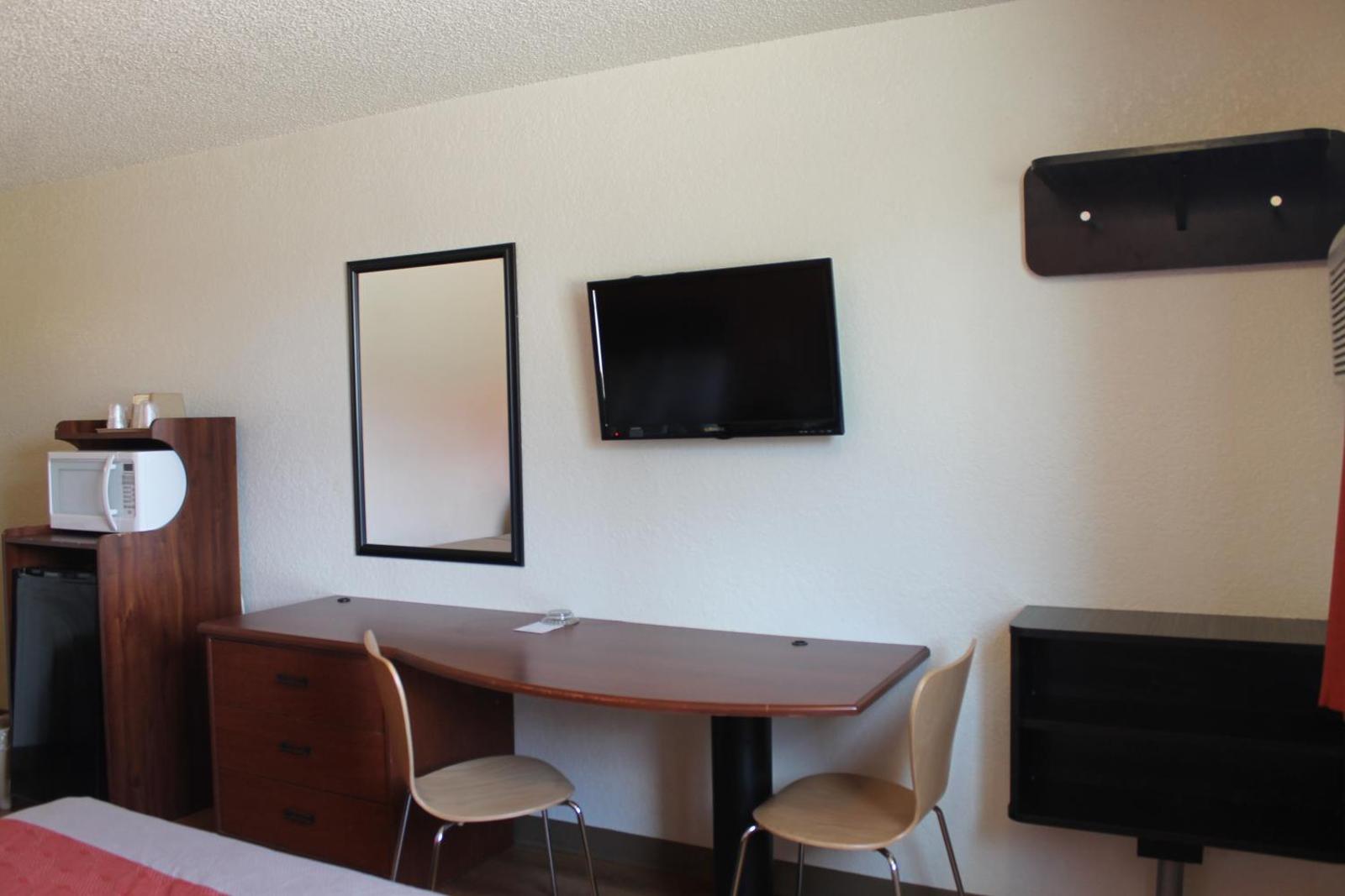 Ashley Inn Ponca City Main image 1